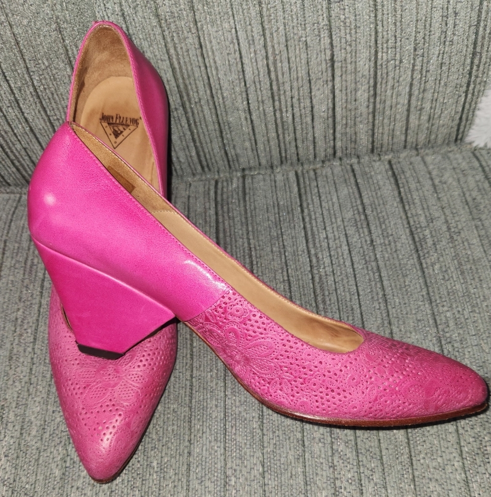 Fluevog Purpose Ambition Pumps - Picture 1 of 14
